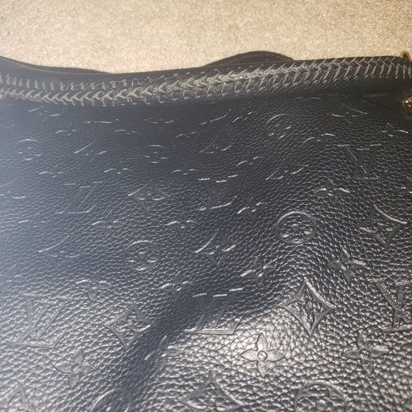 Louis Vuitton Handbags - Louis Vuitton